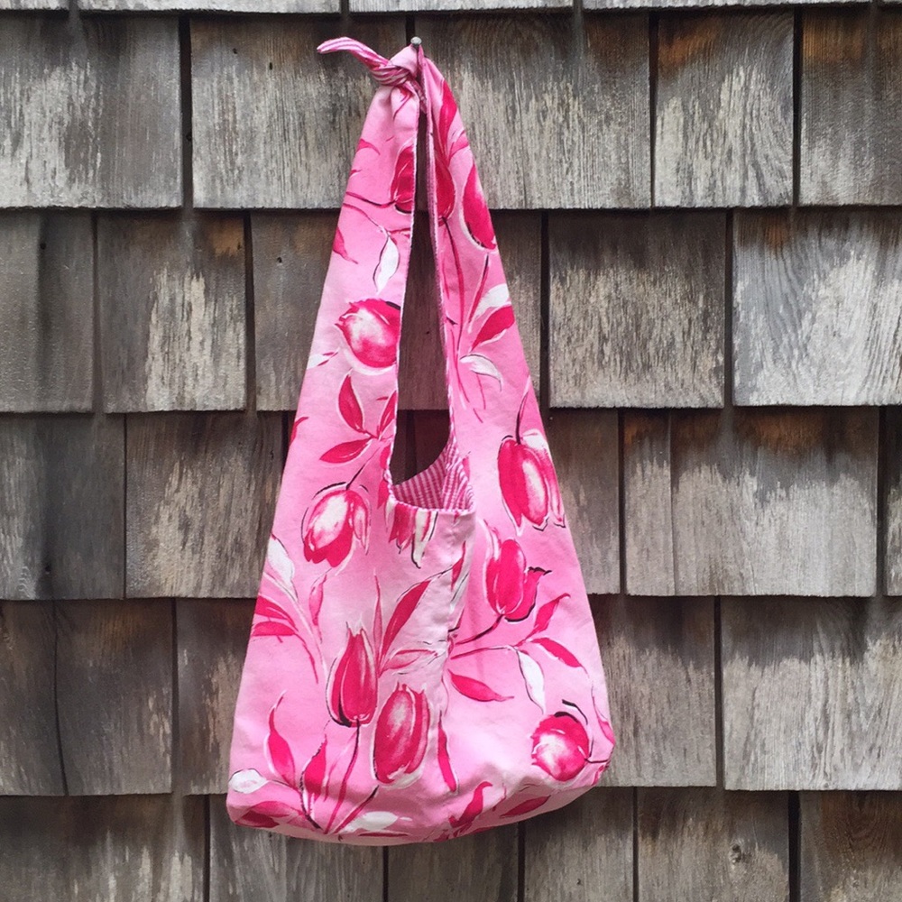 Reversible Pink Flowers Summer Beach Tote Bag